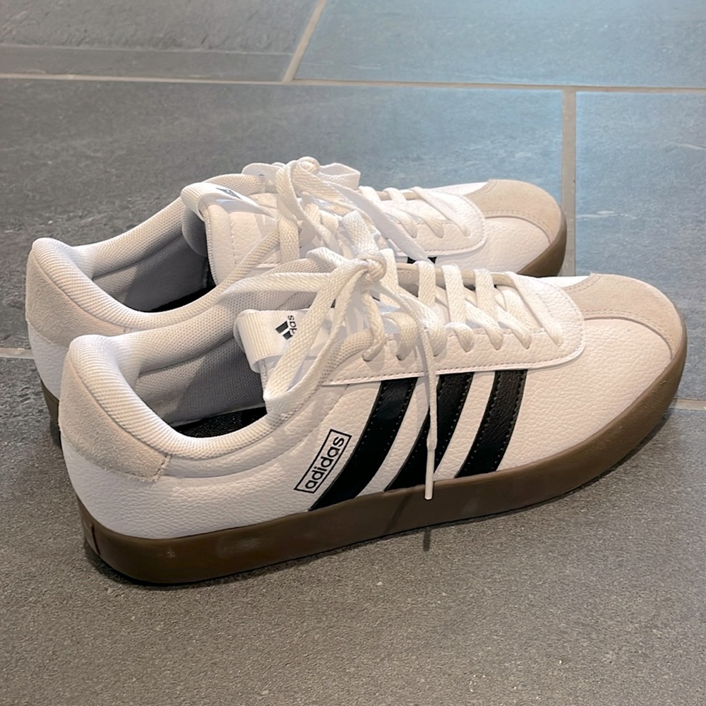 Adidas size 9.5 white with black sneakers